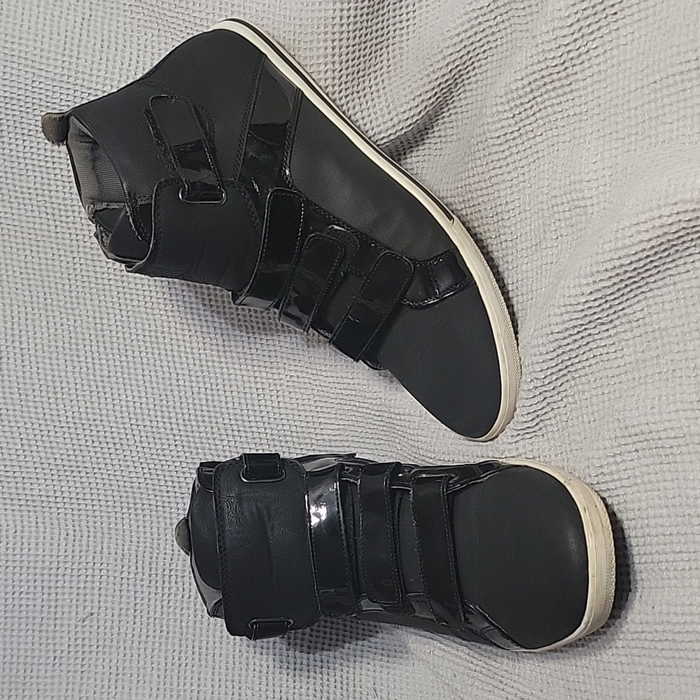 Aldo Triple Strap hitops M sz9